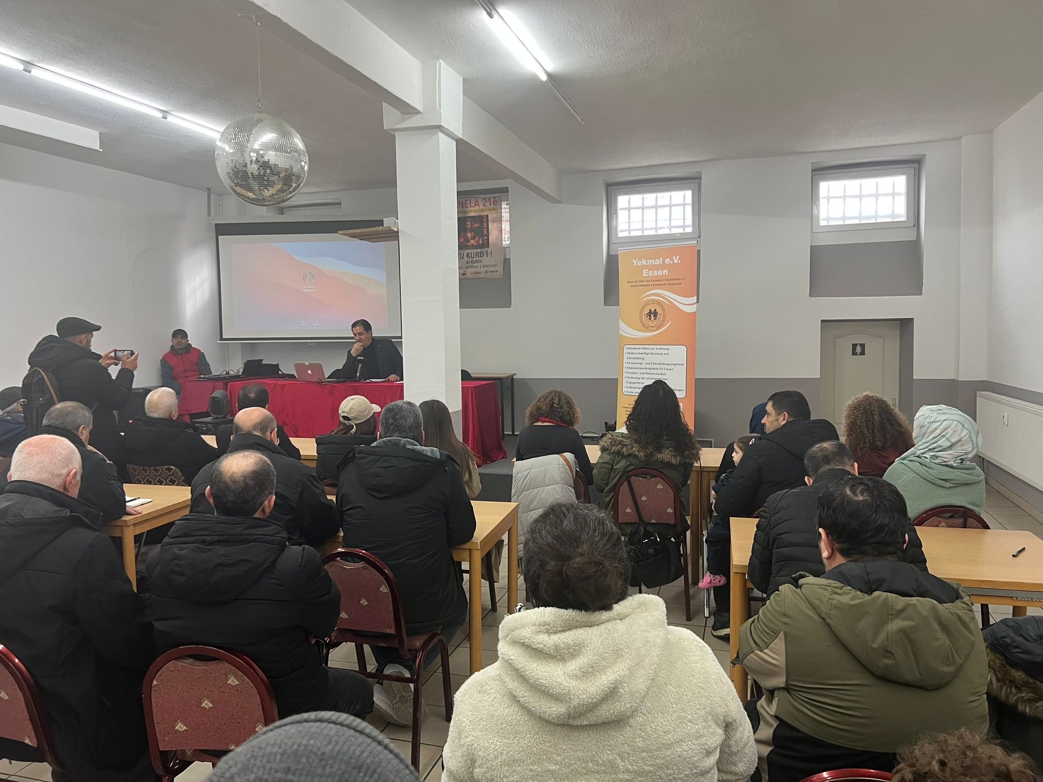 Sem&icirc;narek li ser Roja Navnetewey&icirc; ya Ziman&ecirc; Dayik&ecirc;